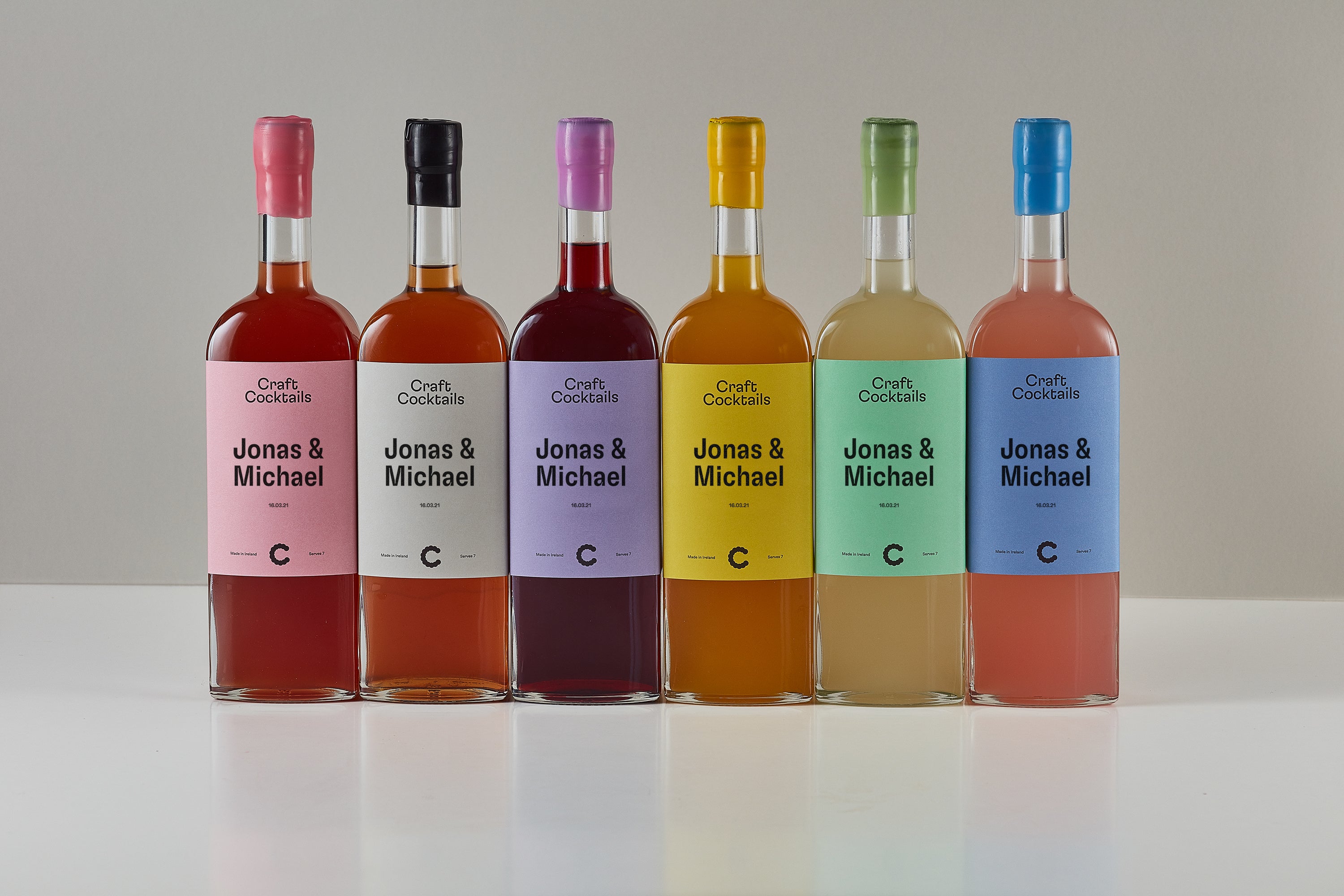 Happy Birthday. Wedding Present. Thank you gift. Best Friend. Good Taste. Girl Gang. Boys Night.Hen Party. Stag Party. Bridemaid Gifts. Best Man Gift. Good Luck. Congratulations. Well Done. Make your mark with your very own message on a bottle. Create your own personalised label to add to our 6 mixed 200ml bundle. Perfect for personalised gifts, birthdays, weddings, or any celebration with personality. Aviation, Pornstar Martini, Raspberry Negroni, Strawberry Daiquiri, Tommy’s Margarita, Old Fashioned.